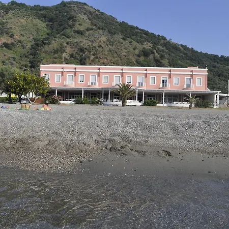 Hotell Ristorante La Scogliera - Nuova Gestione 3*