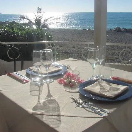Ristorante La Scogliera - Nuova Gestione Hotell