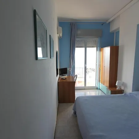 Ristorante La Scogliera - Nuova Gestione Hotell 3*