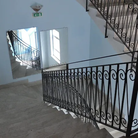 Ristorante La Scogliera - Nuova Gestione 3* Piraino