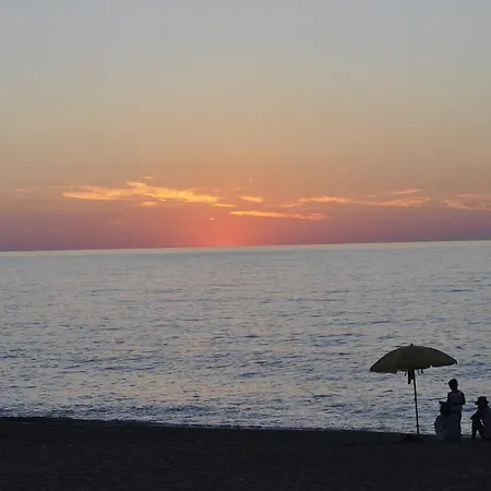 Ristorante La Scogliera - Nuova Gestione فندق بيراينو