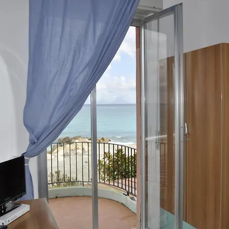 Ristorante La Scogliera - Nuova Gestione فندق 3*