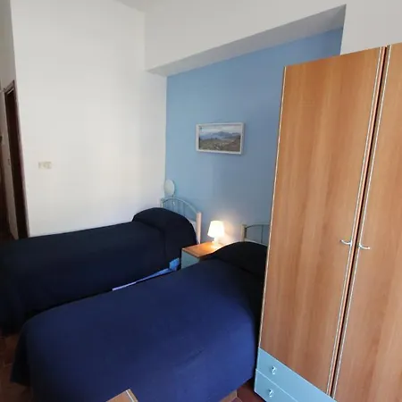 Ristorante La Scogliera - Nuova Gestione فندق بيراينو