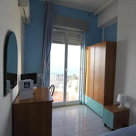 Ristorante La Scogliera - Nuova Gestione 3* بيراينو