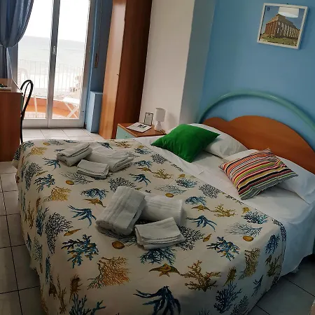 فندق Ristorante La Scogliera - Nuova Gestione