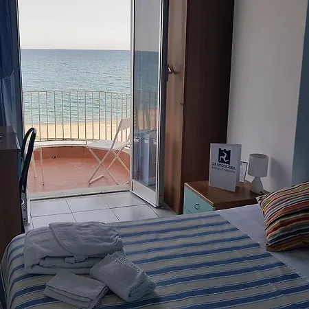 Ristorante La Scogliera - Nuova Gestione فندق