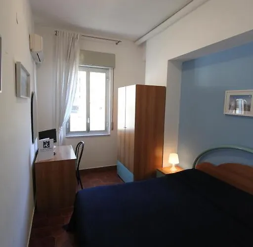 Ristorante La Scogliera - Nuova Gestione 3* Piraino